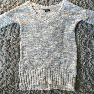 American Eagle Silver V-Neck Sweater